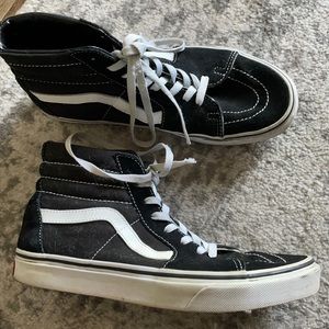 Vans Mens Shoe. Size 9.